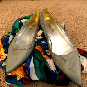 Donna’s shoes—Nine West